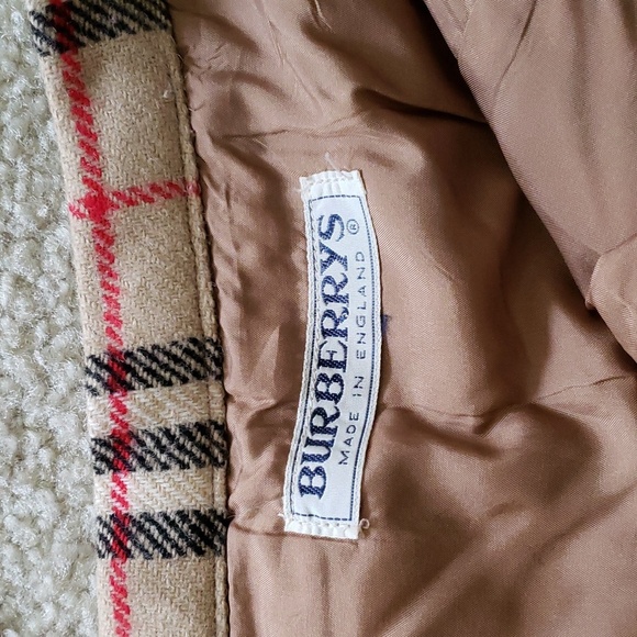 BURBERRY CHECK PLAID WOOL PLEATED SKIRT - Picture 4 of 8